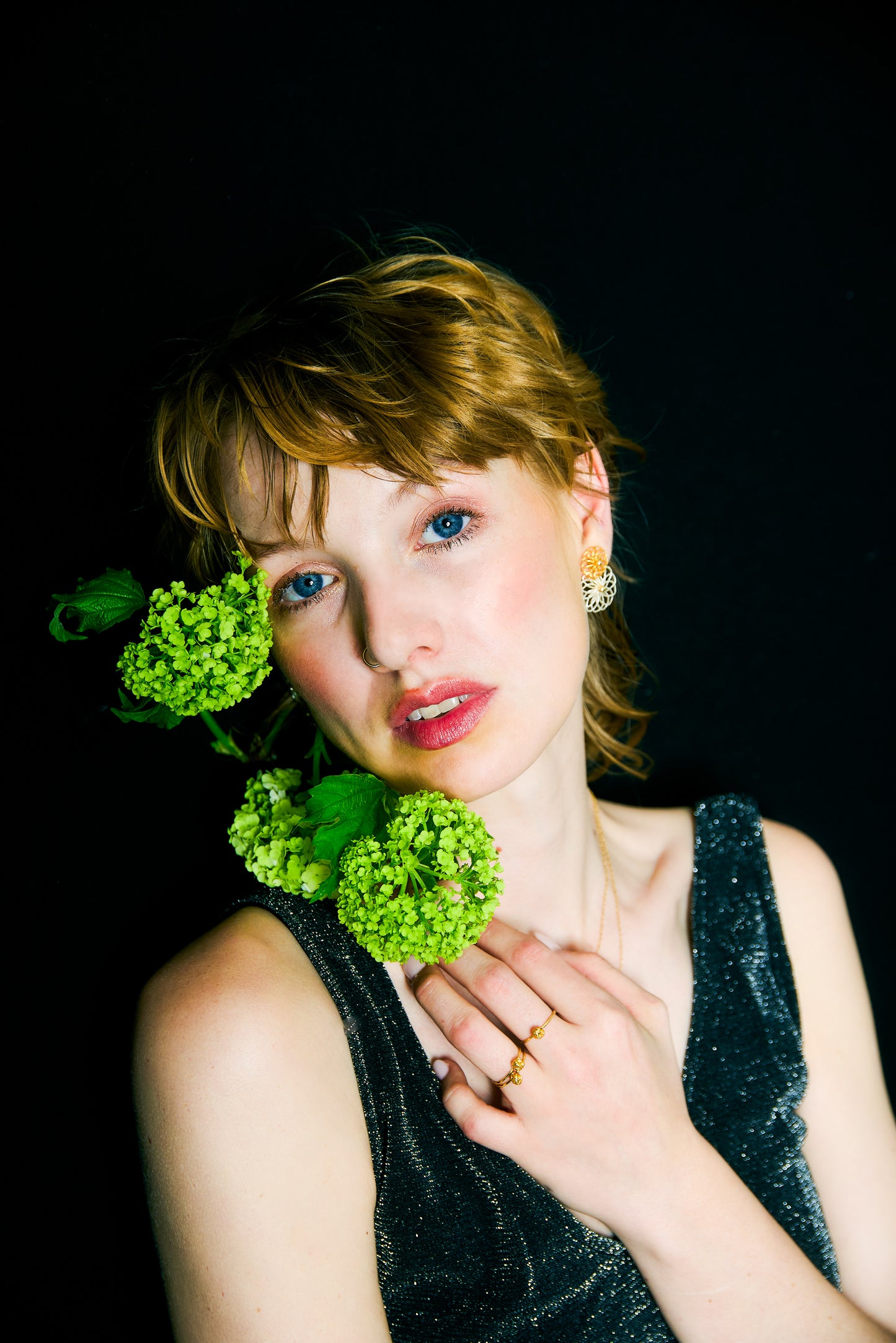 重菊 -Kasane Giku- Asymmetry Earrings