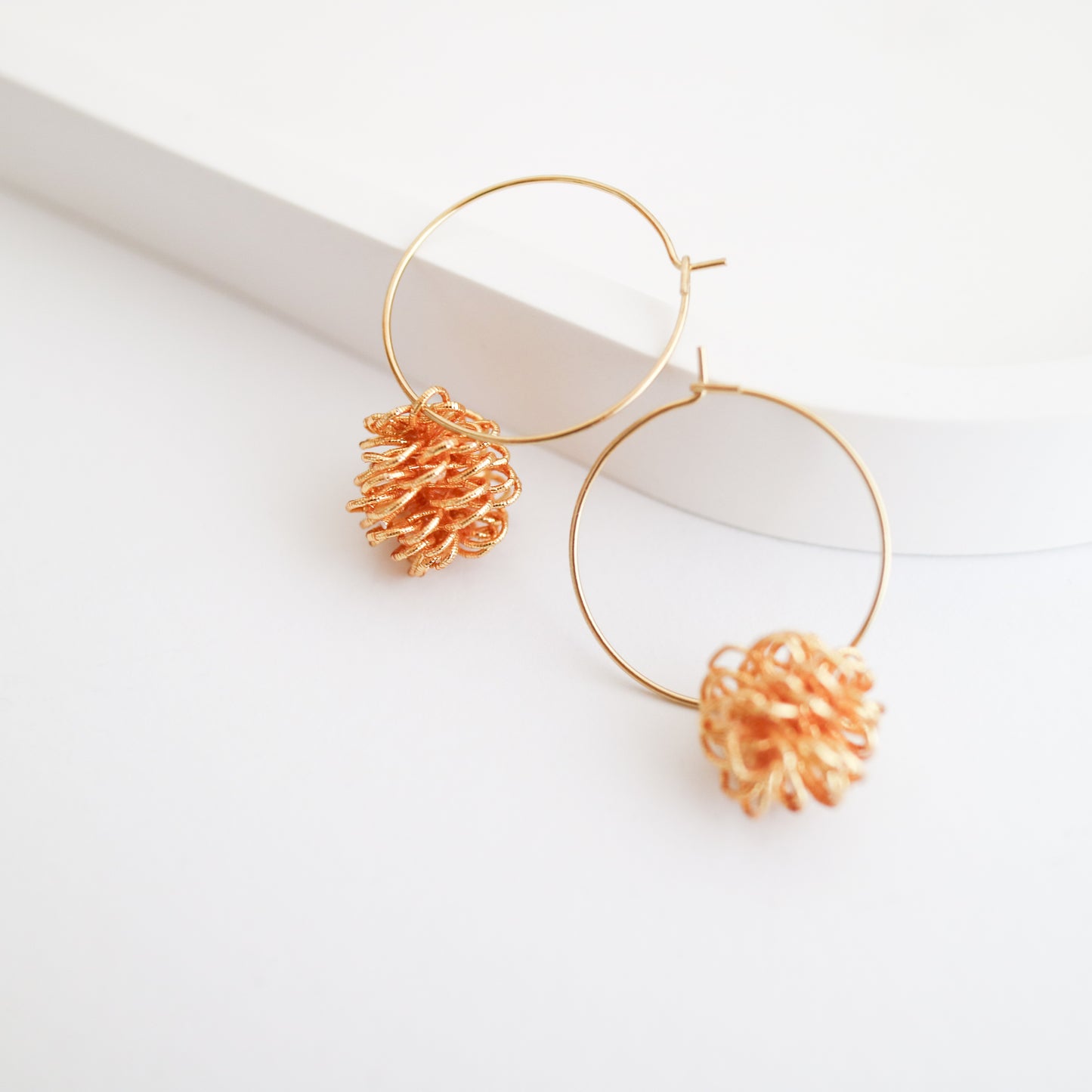 松毬 -Pinecone- Hoop earrings