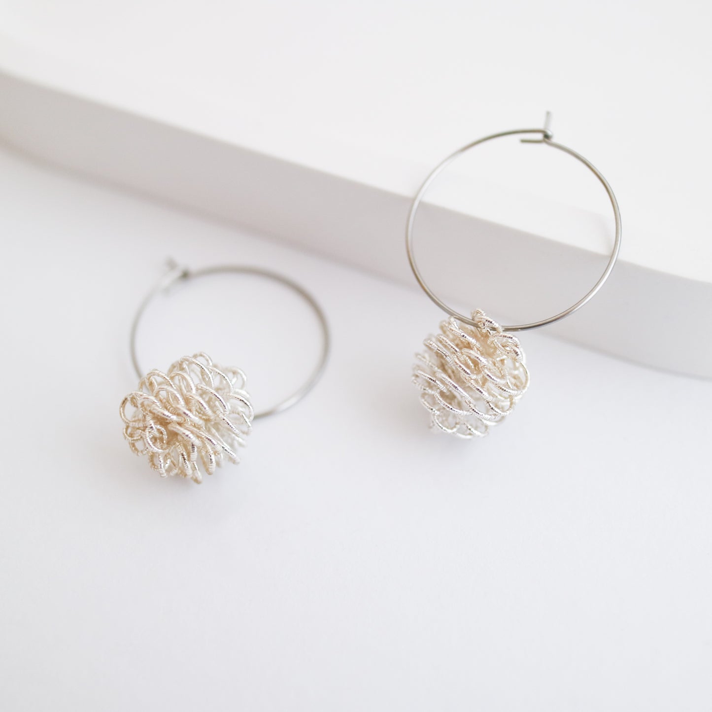 松毬 -Pinecone- Hoop earrings