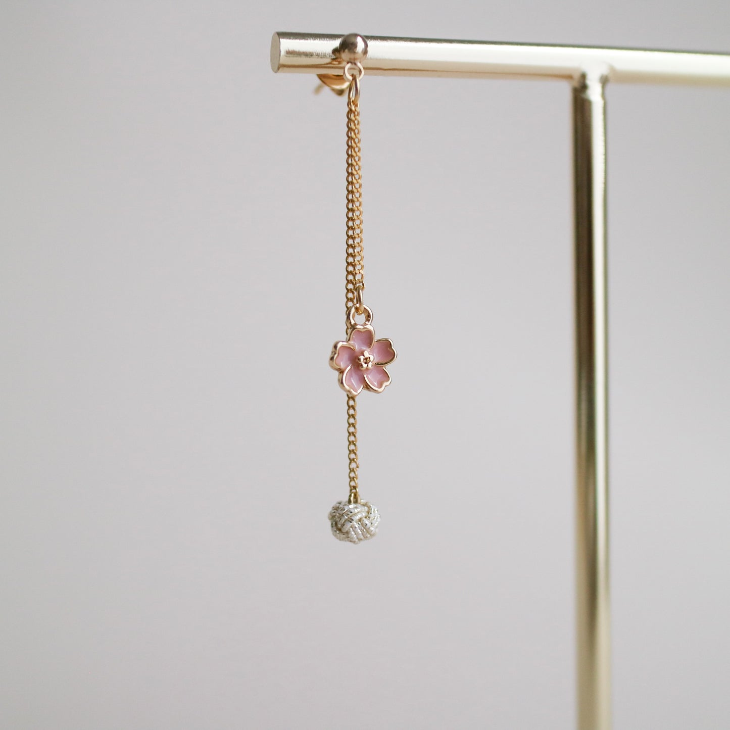 流桜 -Ryūō-  Chain Earrings