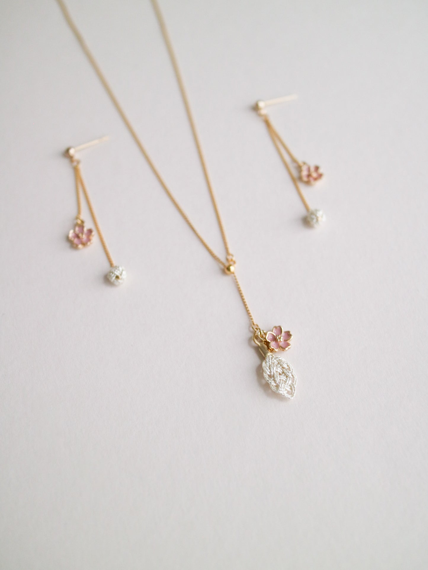 流桜 -Ryūō-  Y-Necklace