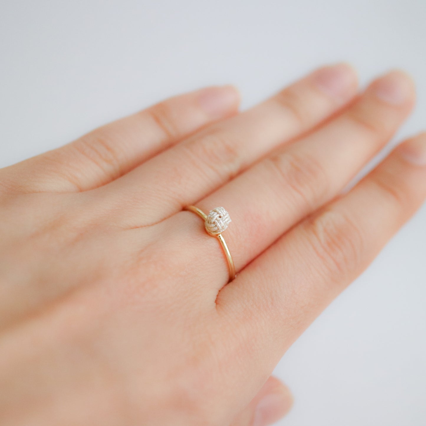 Awaji-Ring mit einzelner Perle