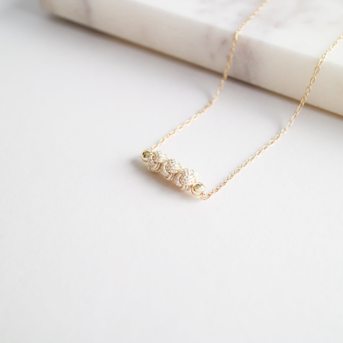 Awaji single pearl/triple pearls chain necklace