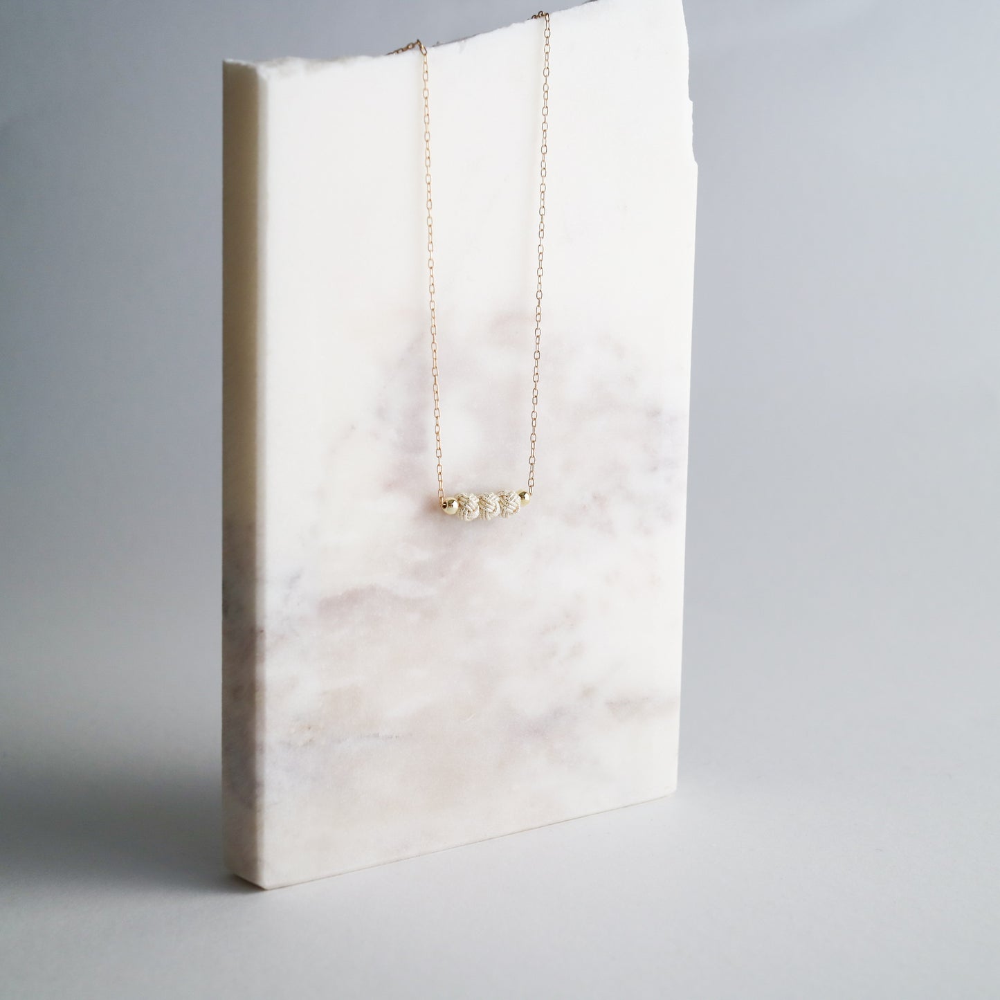 Awaji single pearl/triple pearls chain necklace