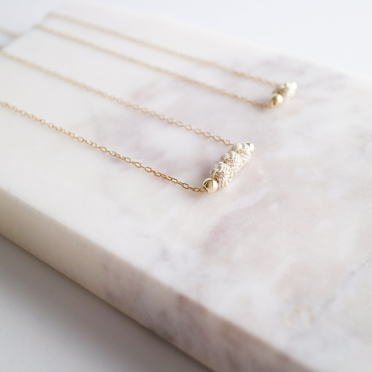 Awaji single pearl/triple pearls chain necklace