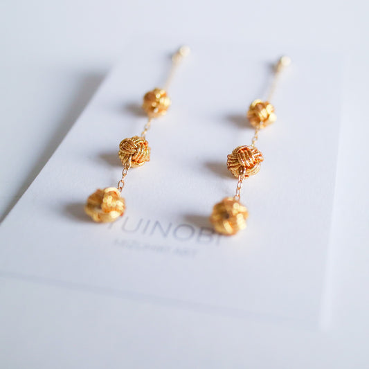 Awaji triple pearl chain earrings, Gold