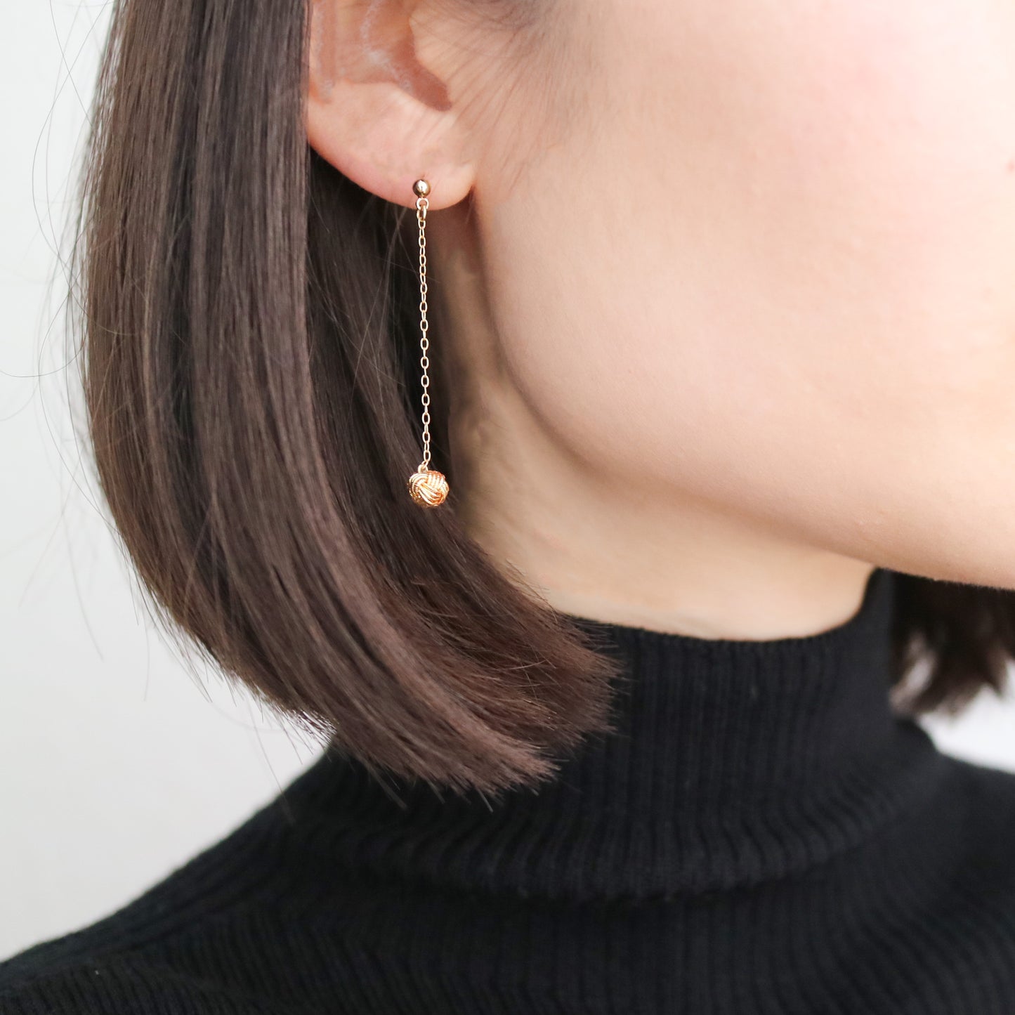 Awaji single pearl chain earrings, Gold